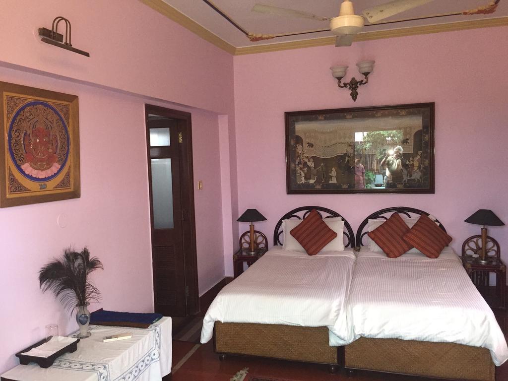 Master Bed And Breakfast Нью-Дели Номер фото